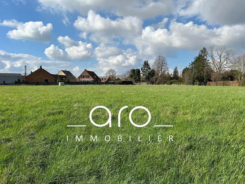 Terrain, 652 m²