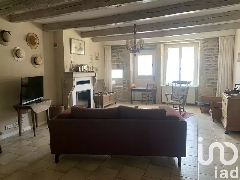 Maison, 211 m²