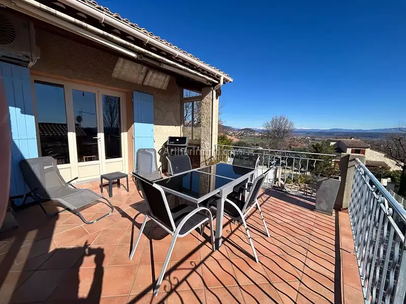 Maison, 230 m²