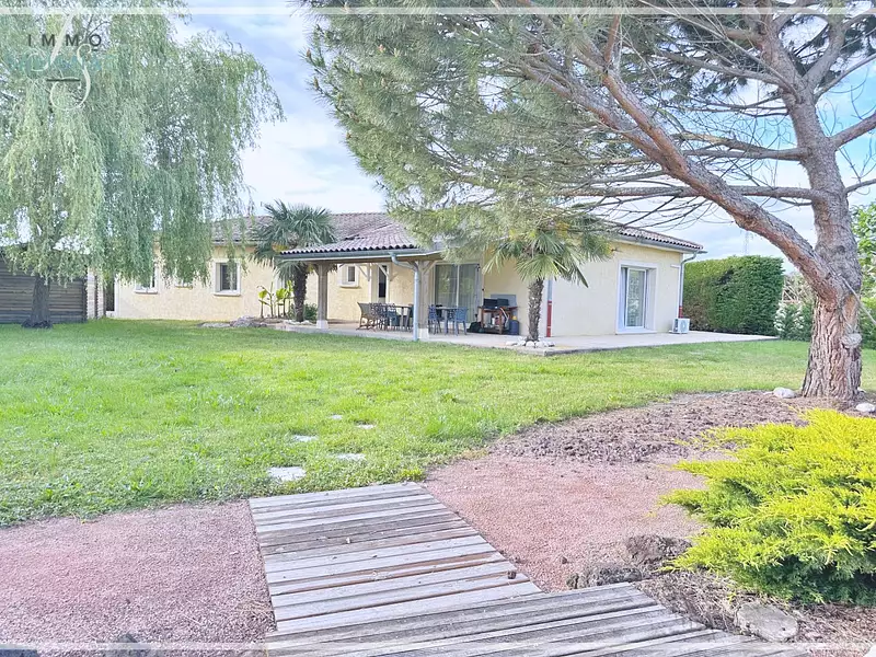 Maison, 181 m²
