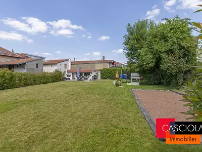 Maison, 255 m²