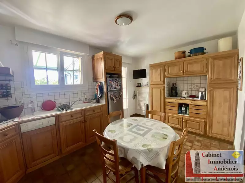 Maison, 180 m²