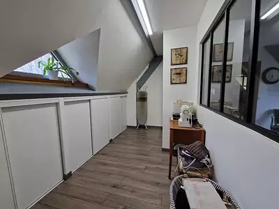 Maison, 196 m²