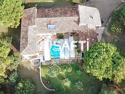 Maison, 312 m²