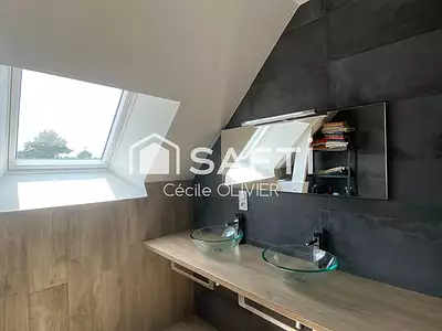 Maison, 215 m²
