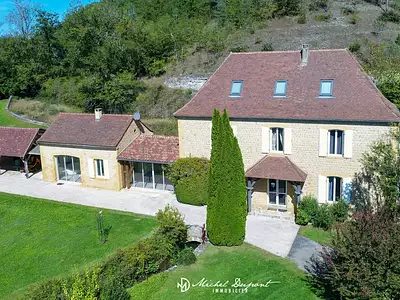 Maison, 257 m²