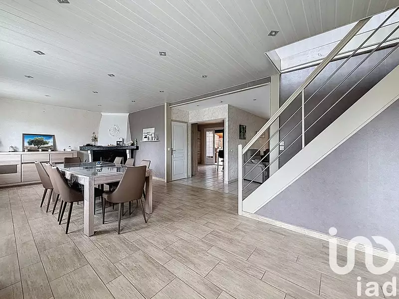 Maison, 192 m²