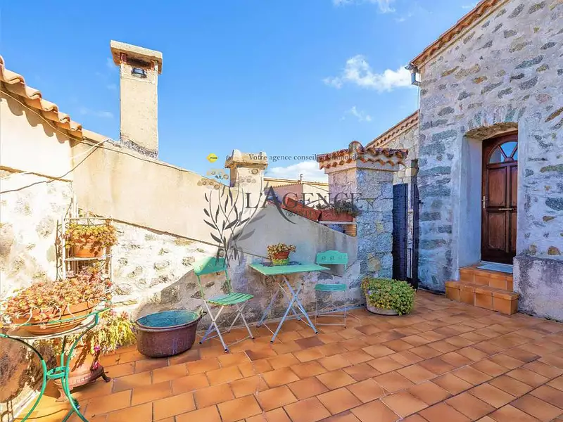 Maison, 271 m²