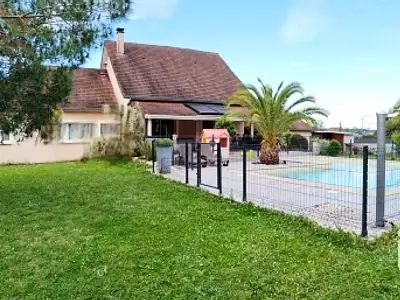 Maison, 250 m²