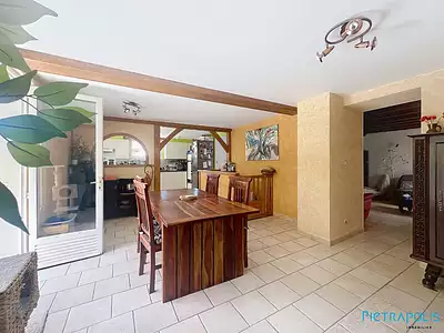Maison, 185 m²
