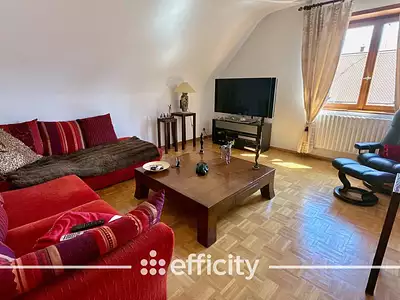 Maison, 216 m²