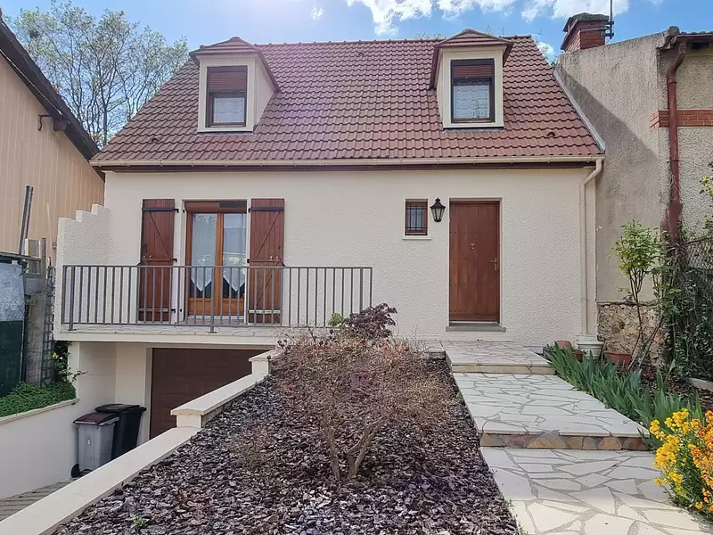 Maison, 99 m²