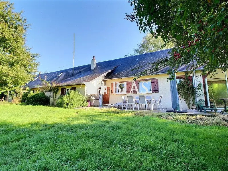 Maison, 220 m²