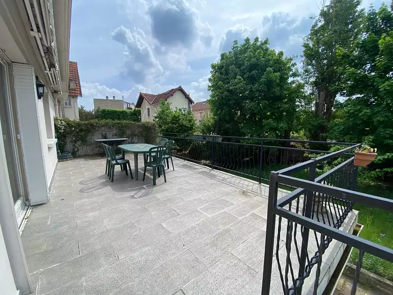 Maison, 285 m²