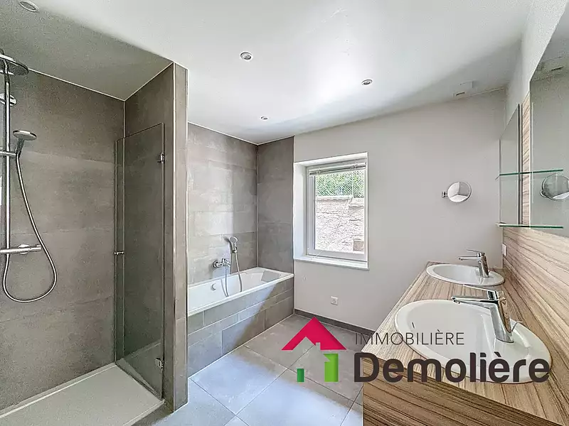 Maison, 265 m²