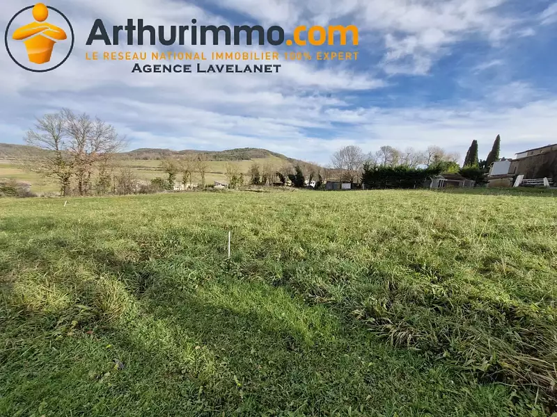 Terrain, 1 037 m²