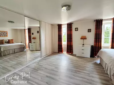 Maison, 256 m²