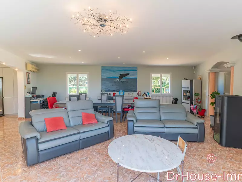 Maison, 190 m²