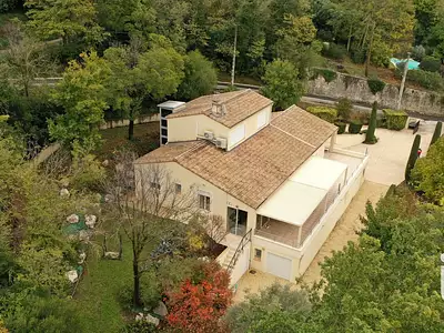 Maison, 235 m²