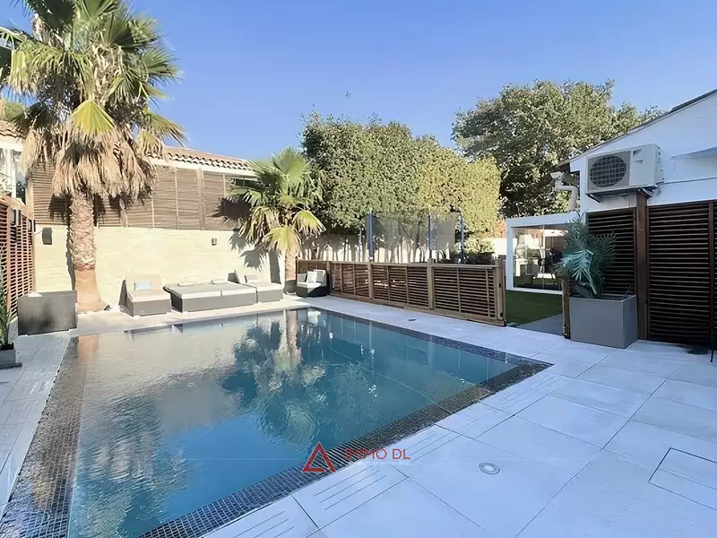 Maison, 116 m²