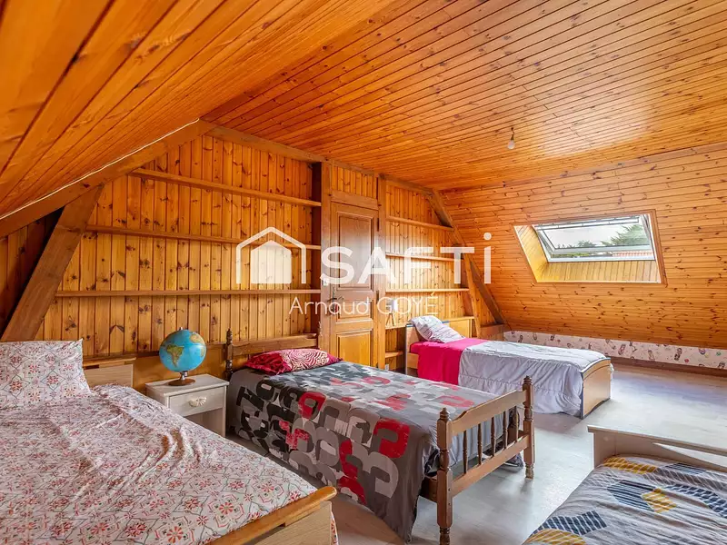 Maison, 176 m²