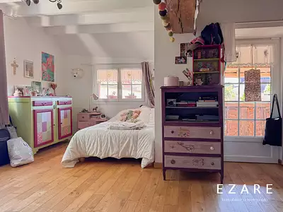 Maison, 340 m²