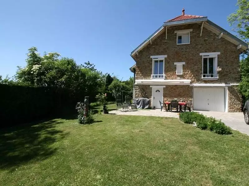 Maison, 77 m²
