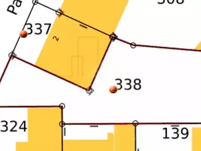 Terrain, 438 m²