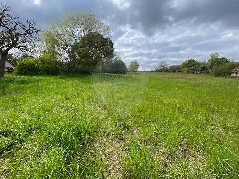 Terrain, 3 120 m²