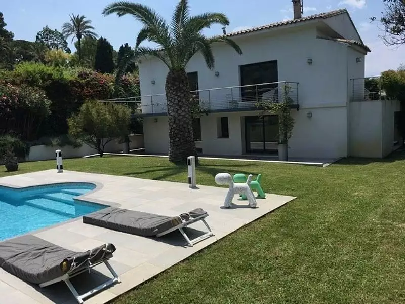Maison, 220 m²