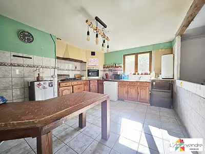 Maison, 166 m²