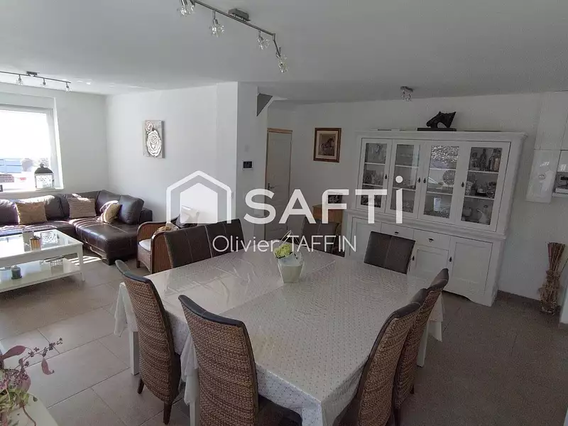Maison, 121 m²