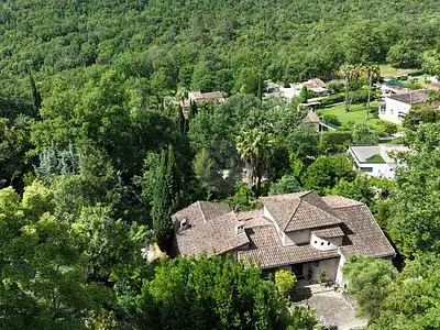 Maison, 180 m²