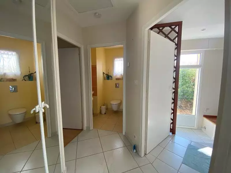 Maison, 219 m²