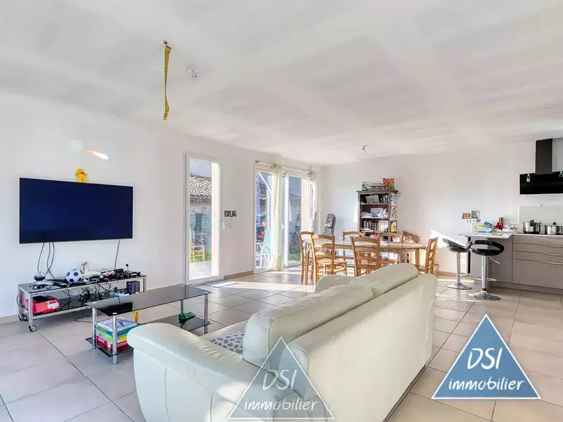 Maison, 102 m²