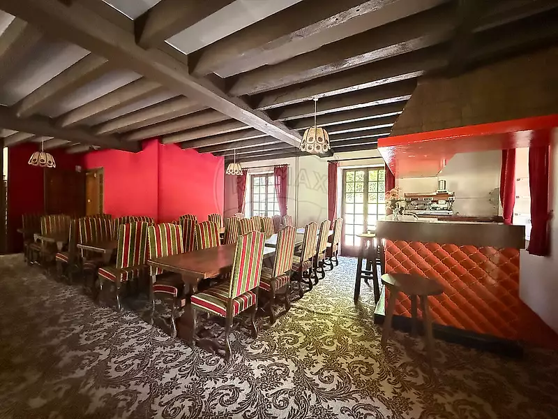 Maison, 560 m²