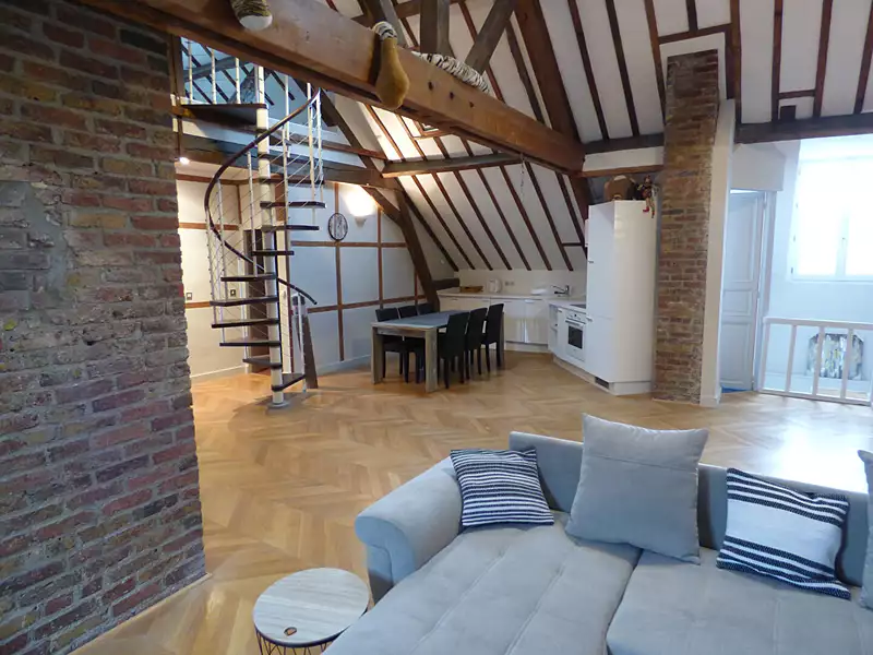 Maison, 600 m²
