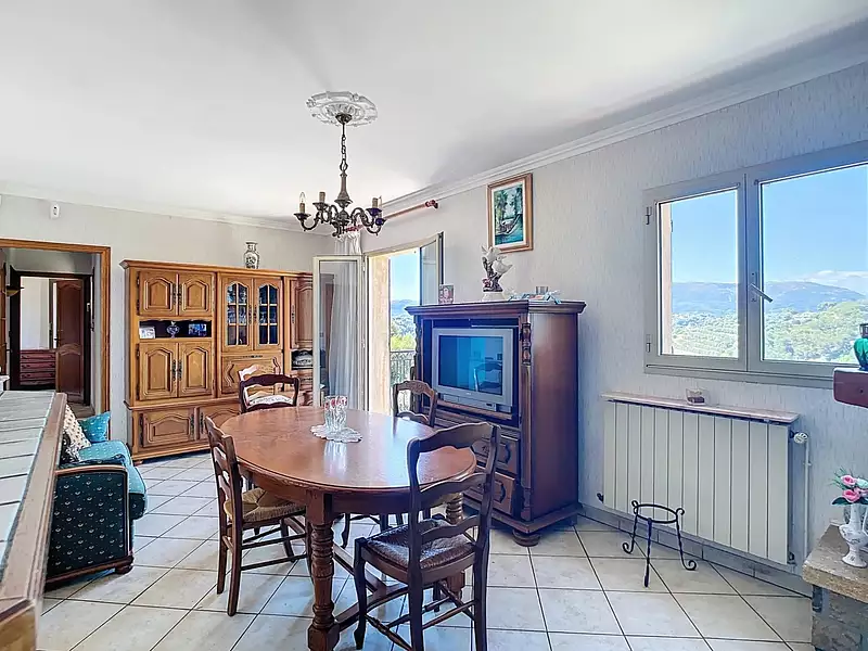 Maison, 145 m²