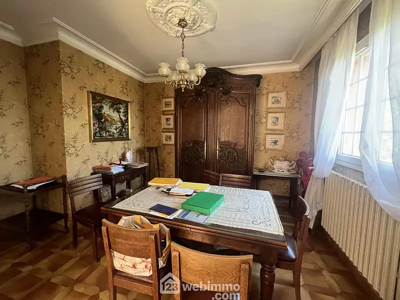 Maison, 220 m²