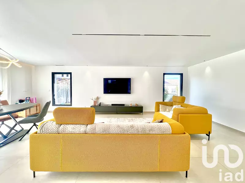 Maison, 176 m²