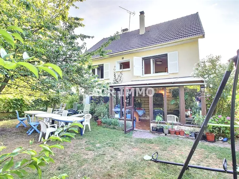 Maison, 104 m²