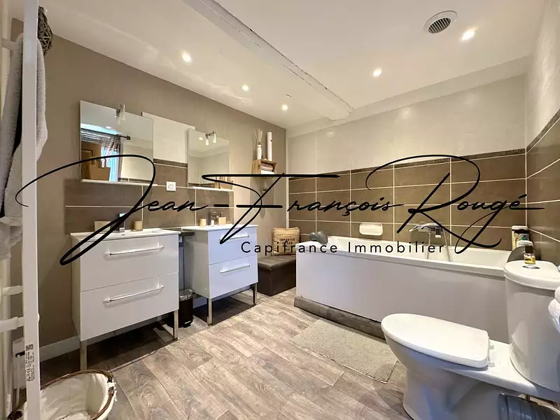 Maison, 175 m²