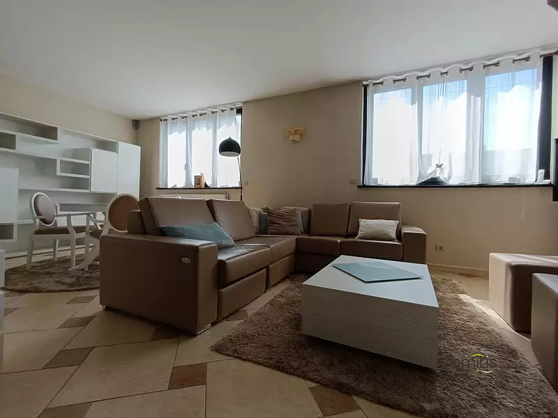 Maison, 162 m²