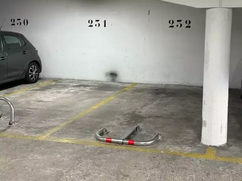 Parking, 12 m²
