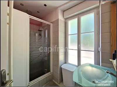Maison, 146 m²