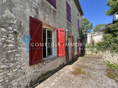 Maison, 195 m²
