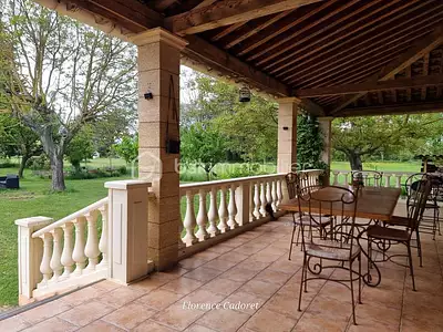Maison, 239 m²