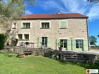 Maison, 260 m²