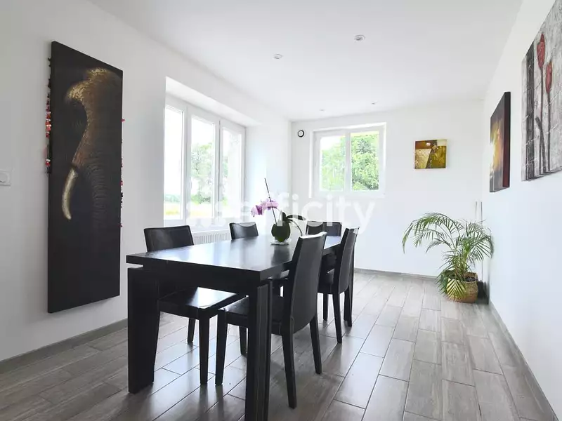Maison, 111 m²
