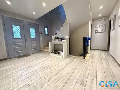 Maison, 195 m²